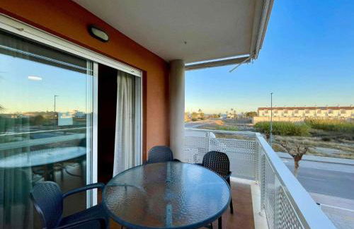Apartamento con vistas al mar piscina padel - Foto 2