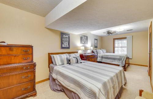 Hot Tub at Mountain-View Ozarks Retreat! - Foto 21