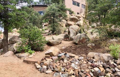 Eagles Nest Casita Luxury king memory foam bed feather pillows & duvet Amazing views, private balcony, Great location & Dog friendly - Foto 76