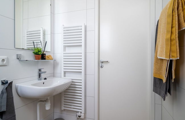 Modern Chalet With Dishwasher, in Friesland - Foto 11