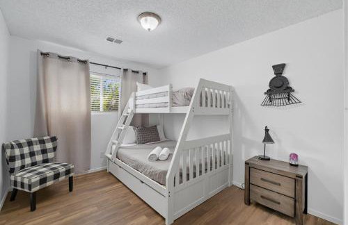 The Cozy Rustic Sequoia Wi-Fi & 2 Garage - Foto 17