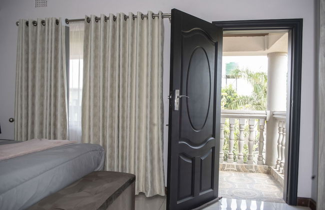 Lusaka Luxe: Your Private Oasis Awaits in the Heart of Zambia - Foto 15