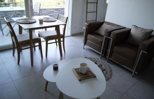 Gîtes Jara et Mendia, Maison Eguzki-Lore, Saint-Jean-Pied-de-Port, Pays Basque - Foto 9