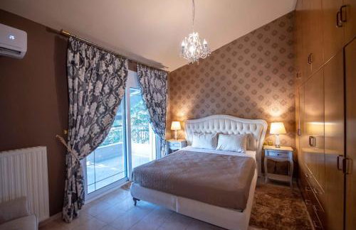 Dana's Luxury Maisonette - Photo 48