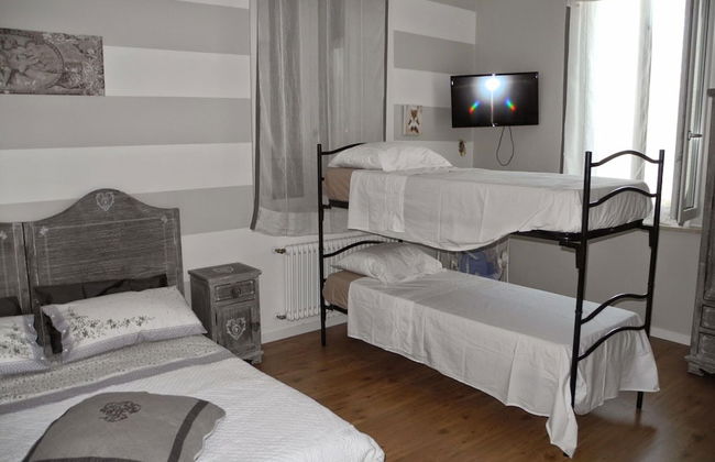 Beautiful Holiday Home in Santo Stefano With Swimming Pool - Foto 9