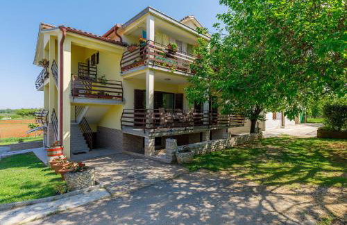 Apartment Vesela-3 by Interhome - Foto 10