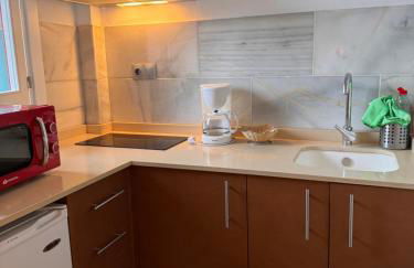 Estudio superior con vistas y pequeña terraza en Maro - Foto 12