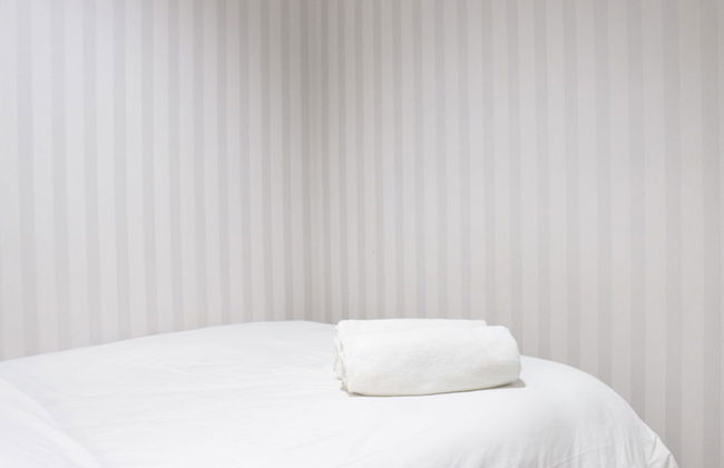 Pleasant and Homey 2BR Apartment at Tamansari La Grande - Foto 7