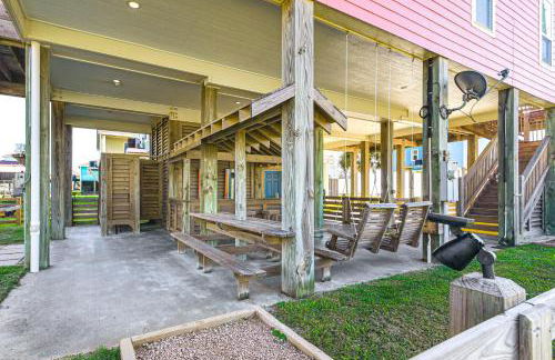 Steps to Crystal Beach Gem with Ocean-View Deck! - Foto 34