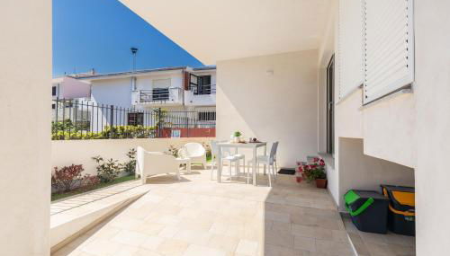 Navarra Beach House - Foto 5, Garden view