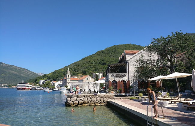 3 Bedroom 3 Bathroom Pool ,ivy House Montenegro - Foto 32