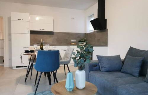 LOOT: Moderne Wohnung / Zentral - Foto 13