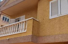 Adosado/casa con terraza y buhardilla. Playa El Perelló - Foto 10