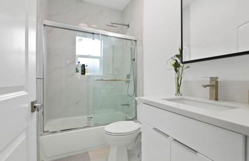 New Family House Fanstic View Azusa - Photo 11