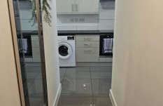 Deluxe Town Centre 2 Bedroom Apartment - Foto 13