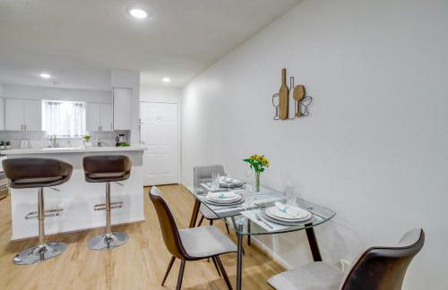 Chic Montgomery Condo with Balcony and Pool Access! - Foto 8