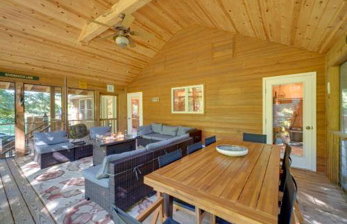 Riverfront West Virginia Cabin with Screened-In Deck - Foto 25