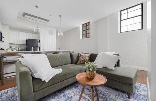 New Downtown JC Loft! - Foto 14