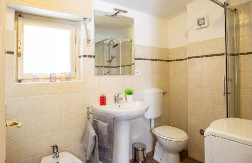 Spazioso ed accogliente a pochi passi dal centro - Photo 28