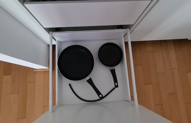 Features of Good And Night - Foto 10