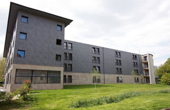 Zenao Appart Hôtel Nevers Quai de Loire - Photo 1