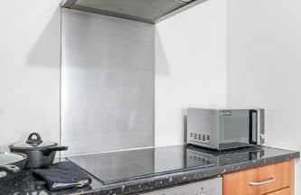 City Center Base Spacious Apartment with Secure Parking - Foto 25