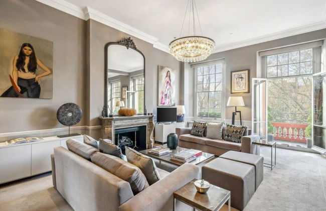 Knightsbridge Flat 3 Bed - Photo 2