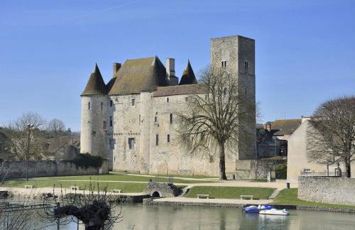 Cocon urbain au cœur de Nemours - Foto 9