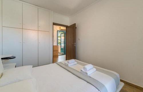 Emerald Seaside Apartment In Pefkohori - Photo 11