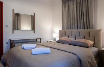 George Living House - Photo 18