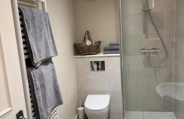 Unique garden flat in converted chapel - Hungerford - Foto 5