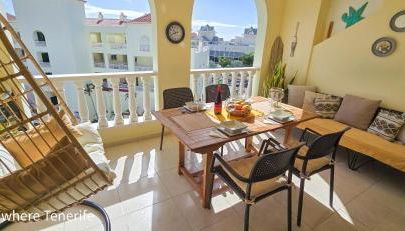 Mona Golf - South Tenerife - Aircon, private parking with heated pool - Photo 4