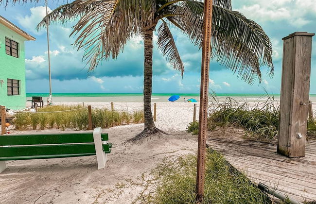 Sunrise Delight Pet-friendly 2-min Walk to Beach - Foto 16