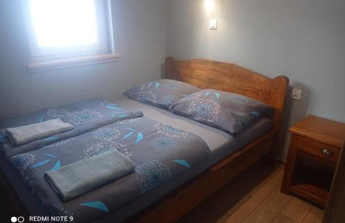 Domek w Karkonoszach nad stawem - Foto 25