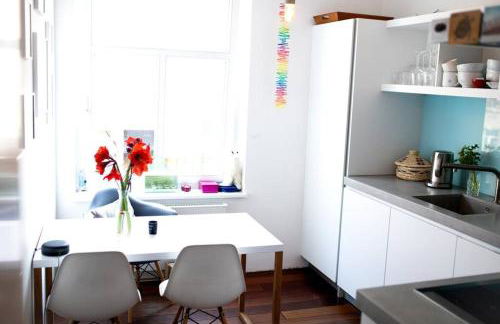 Schöne ruhige Wohnung zentral gelegen! - Photo 1