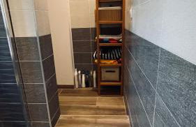 LE HAVRE D'ATHENA - Grand appart, jardin privé, abri vélos & accès rapide A61 - Foto 27