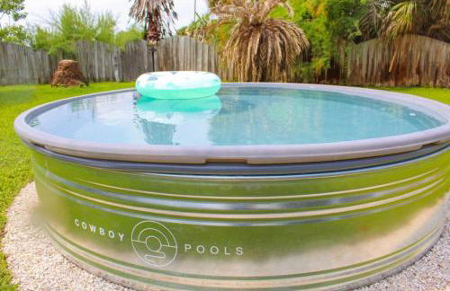 Texas vacation home with huge yard and pool, close to beach - Foto 4