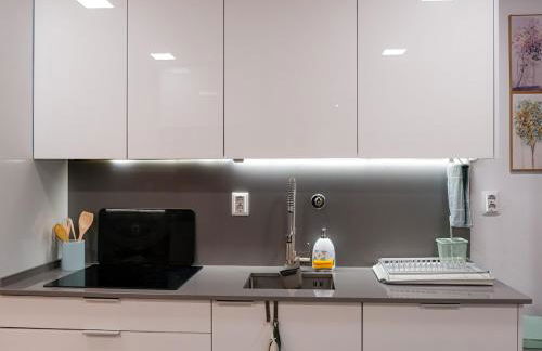 Luxury 2BR Spacious & Stylish with Patio near Metro - Foto 29