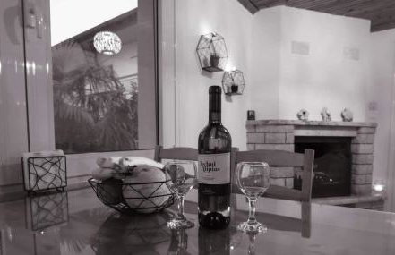 Gurba's House - Photo 2