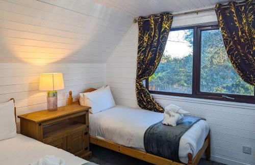 Morrigan 7-Hot Tub-Pet Friendly-Boutique-Perthshire-Families - Photo 6