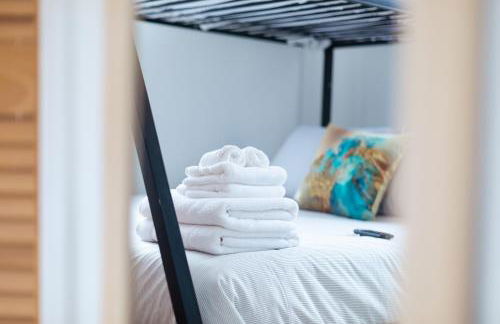 Spacious 3br 2ba Cottage Steps to Water & Downtown - Foto 22