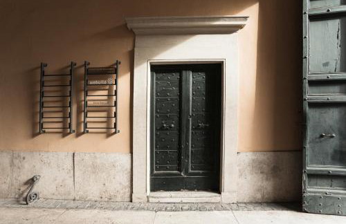EasyTopStay - Piazza Venezia Charming Penthouse - Foto 48