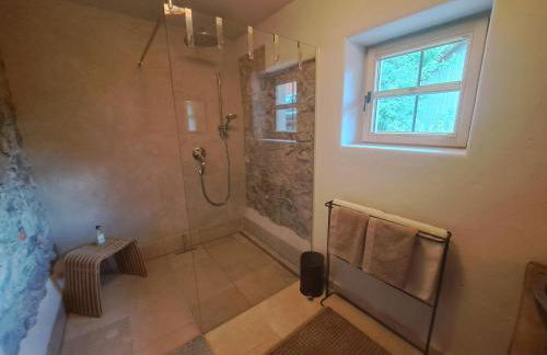 Exklusives STALL-LOFT "ZUM PULVERER" - Naturdesign hinter historischen Mauern - AusZeit für 2 inmitten des Isarwinkels - Foto 44