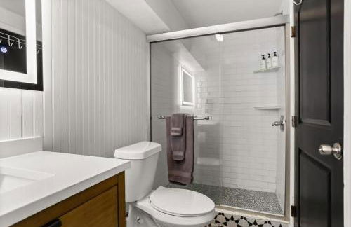 Garden District 3BD 2BA Parking Stylish & Unique - Foto 21