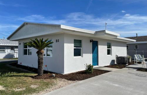 Cottage 31, Hibiscus Hut - Dora Canal Court - a downtown, waterfront community - Foto 1