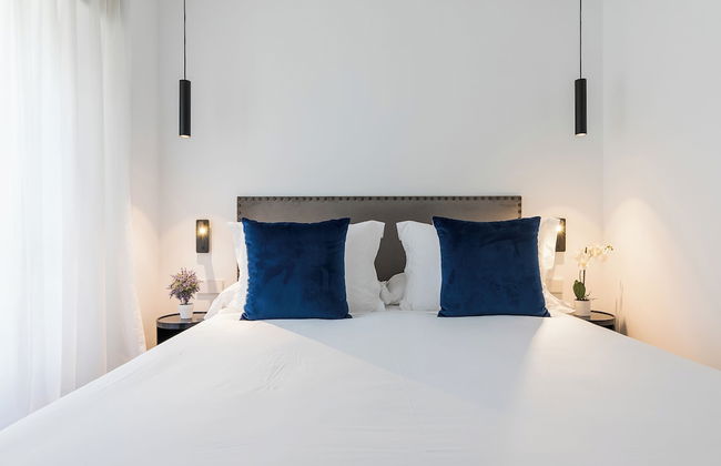 Feelathome Waldorf Suites Apartments - Photo 3