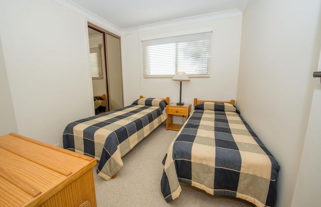 A Yachtsmans Rest Unit 4, 37 Victoria Parade - Photo 4