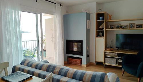 FONOLL MARÍ - ROSES FAR - Foto 3