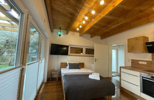 Ferienwohnung im Stadtzentrum von Bernau - Komfortable Wohnung mit 2 Zimmern, Bad, Spülmaschine, Waschmaschine, komplette Küche, WLAN, Terrasse, ruhige Lage - Foto 3