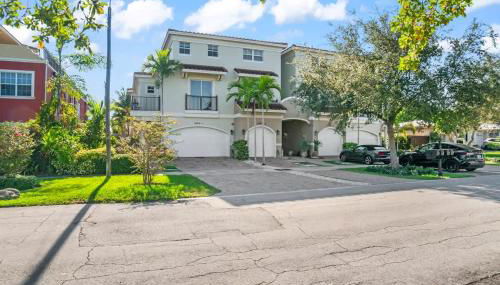 Lux Home with Rooftop & Elevator 2mi to Beach - Foto 2